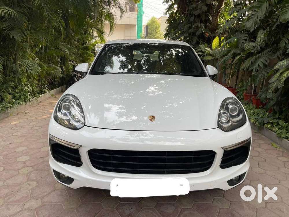 Porsche Cayenne 2015 Diesel Well Maintained