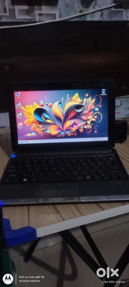 Getway mini laptop 2 GB RAM Hardisk 320 GB Good condition with warking