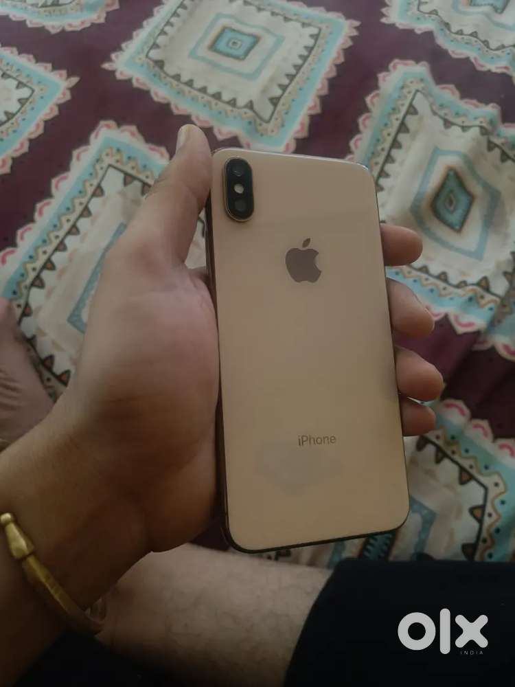 Iphone xs golden