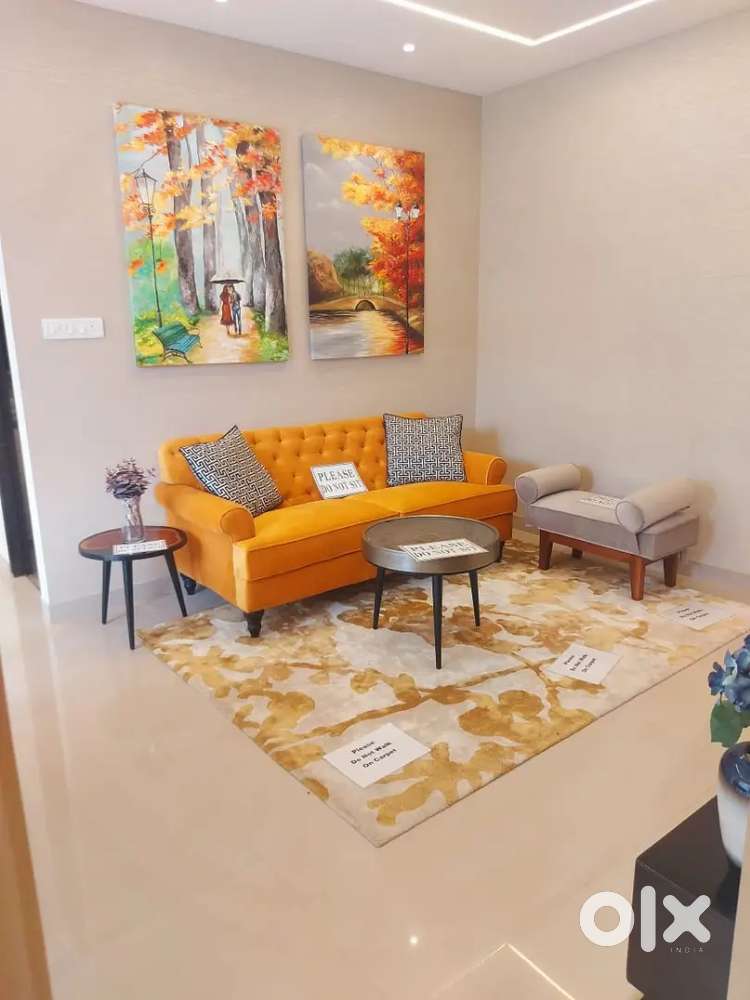 2bhk flat for sale in market