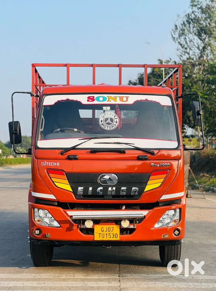 Eicher pro 3019