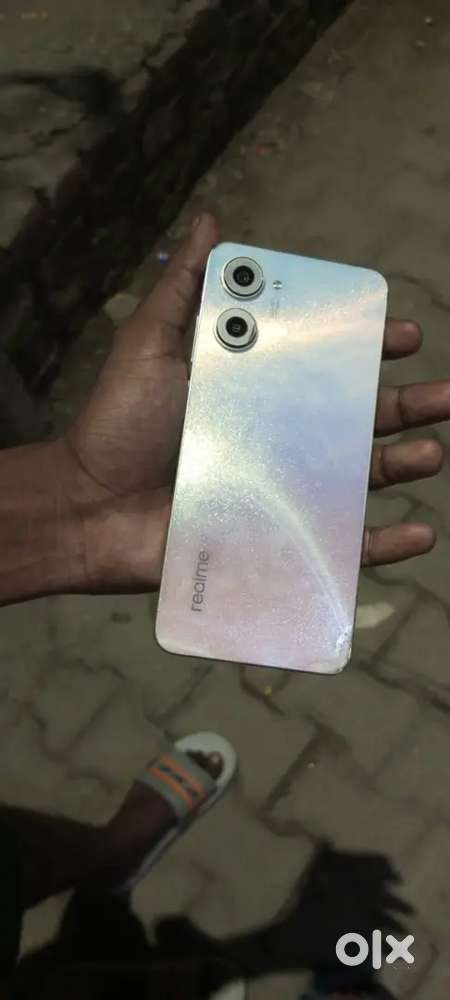 Realmi 10 4 64 New condition and charger price 9000