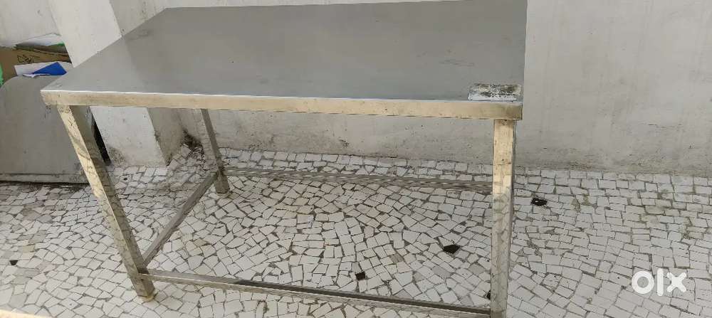 3.75×2×2.5 SS TABLE 2 pcs×5000=10000