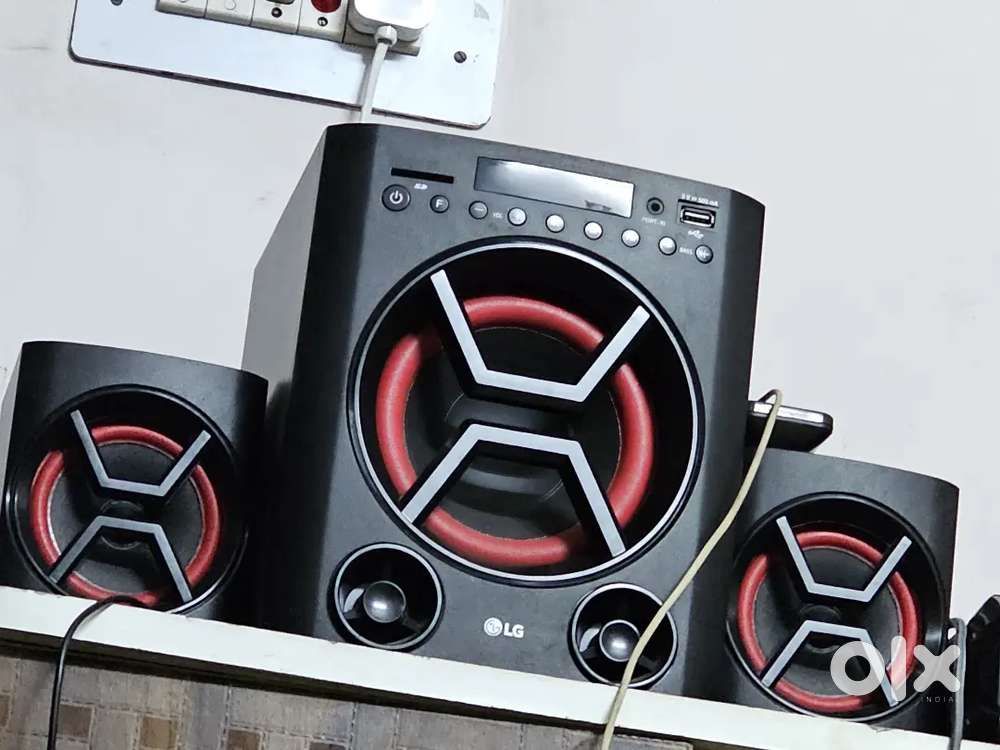 Lg xboom speakers 2.1