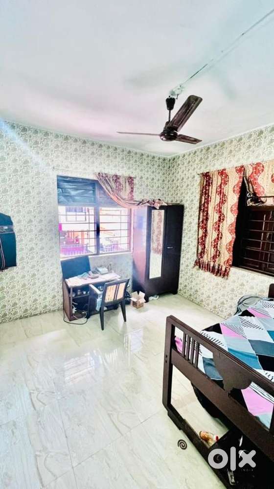 BEST PLACE FOR BACHELOR AND WORKING