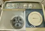 Semi automatic washing machine
