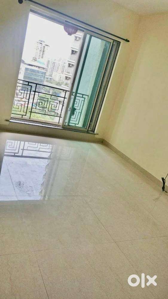 1Bhk flat In Ashok Smruti Near Kasarvadavli Petrol pump GB Road Thane.