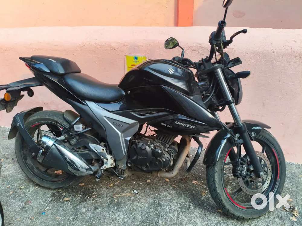 Suzuki gixxer