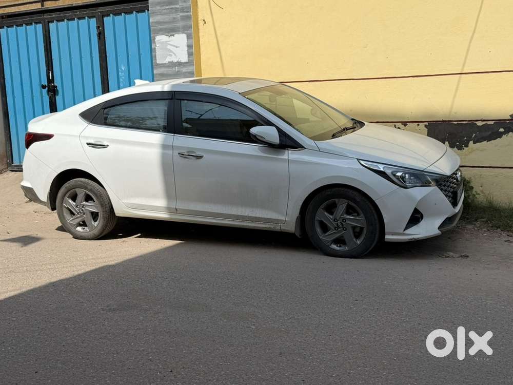 Hyundai Verna 2022 Diesel Well Maintained
