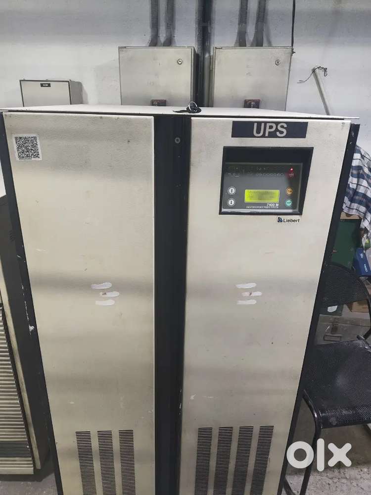 Ups 30 kv and 20 kv with batteries working