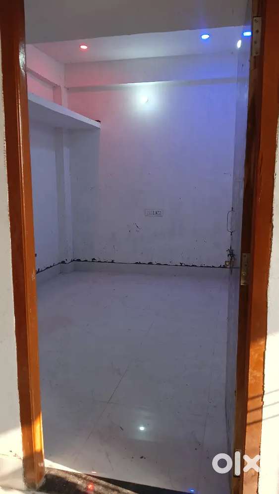 Full tiles and furnished