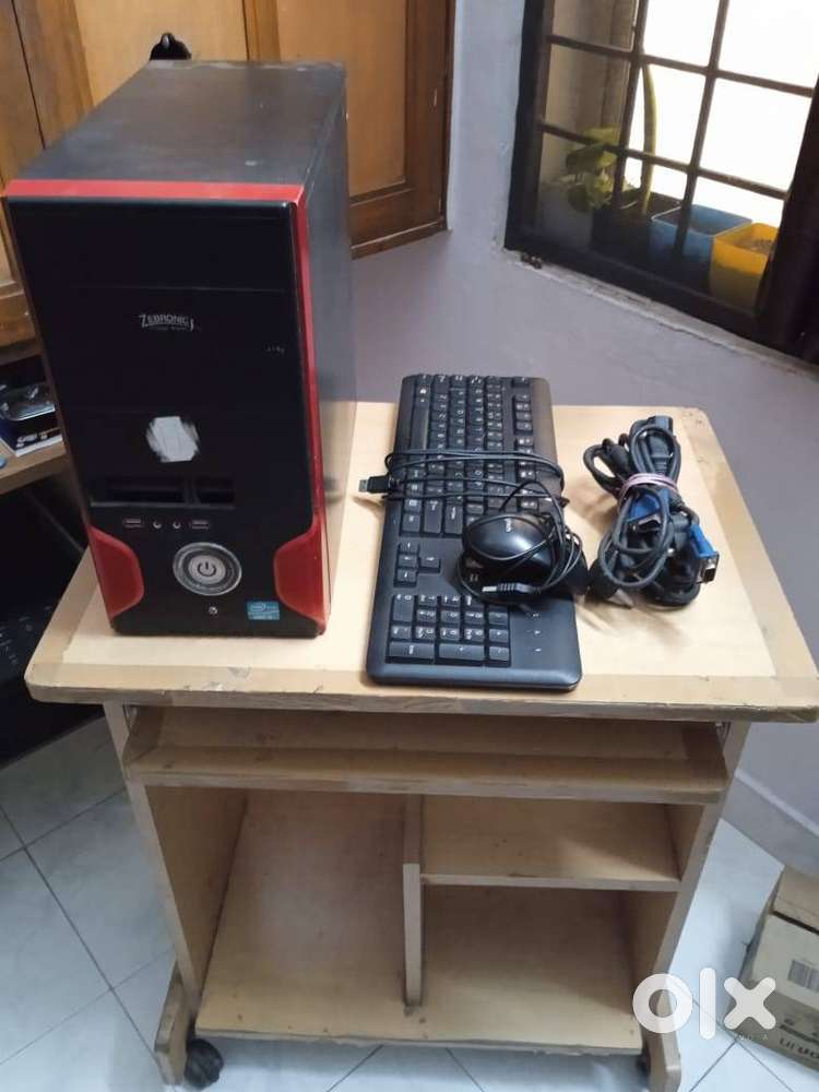 CPU with Computer Table