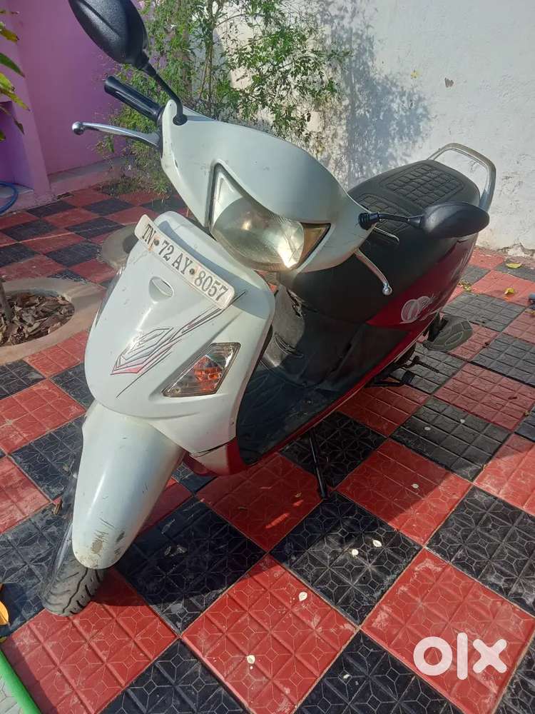 Tn 72 numpar single owner single hant scooty, nice engine nice pikkap