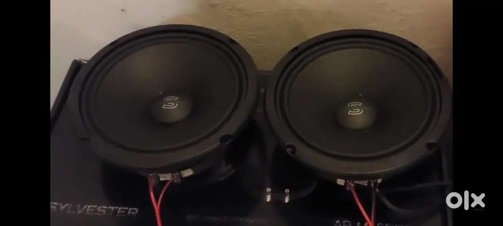 S&b amplifier 150.4 and 4 mids deaf bonce 150 rms