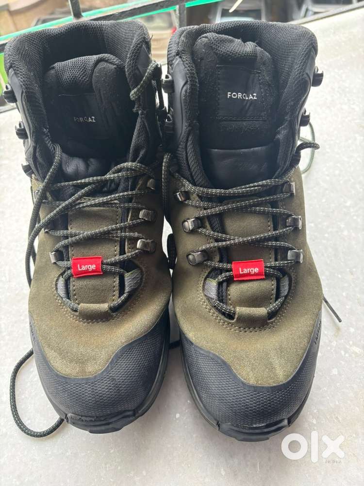 Forclaz Men Waterproof Trekking Shoes High Ankle