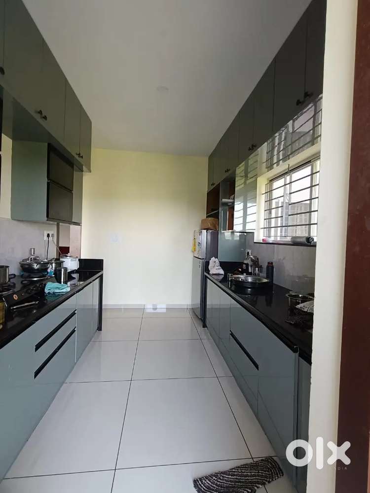2bhk semi furnished flat rent Near airport road near Kadri park