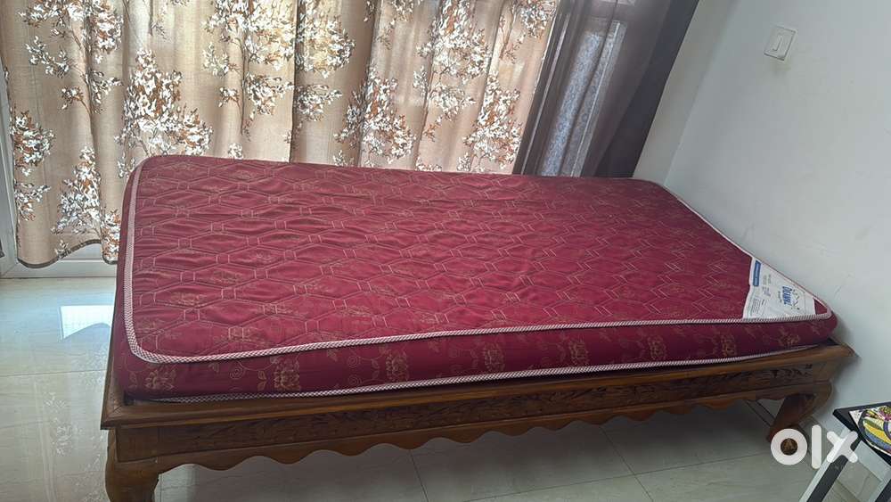 Bed 3*6 with mattress