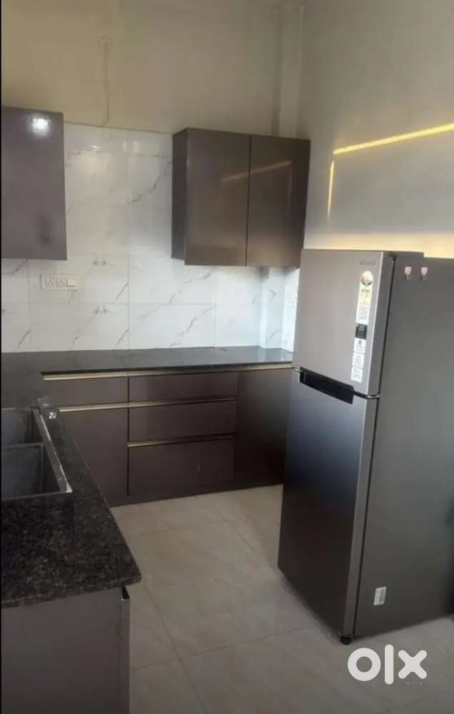 Independent Floor owner fre Airport road