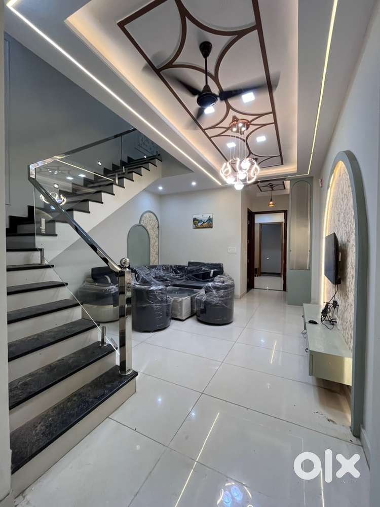 Sikar Road Near Dadi ke Fatak fully Furnished Villa for Sale