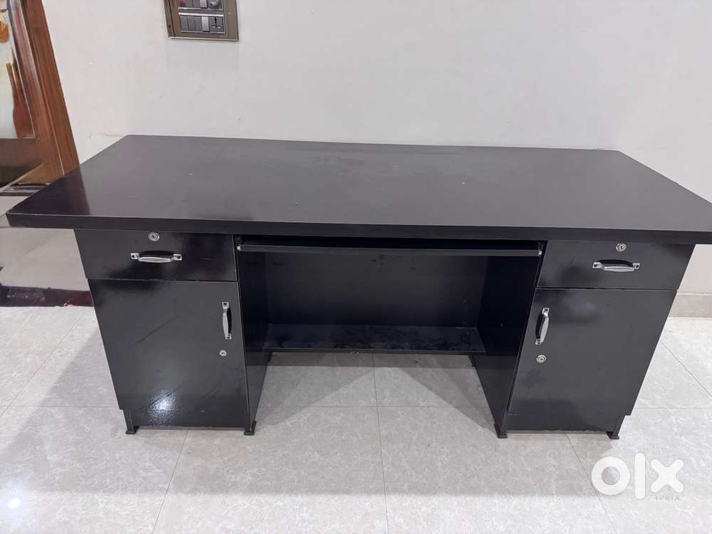 Huge size counter or study desk