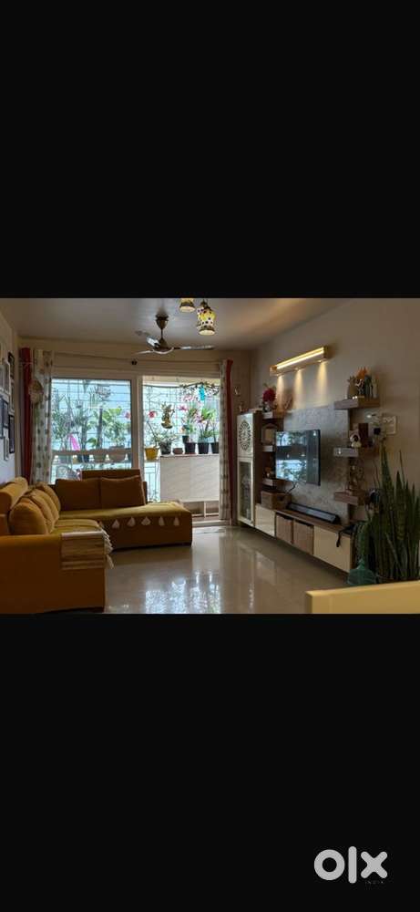 2 bhk full furnished with all applinaces and household items