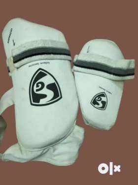 Thigh guard youth size