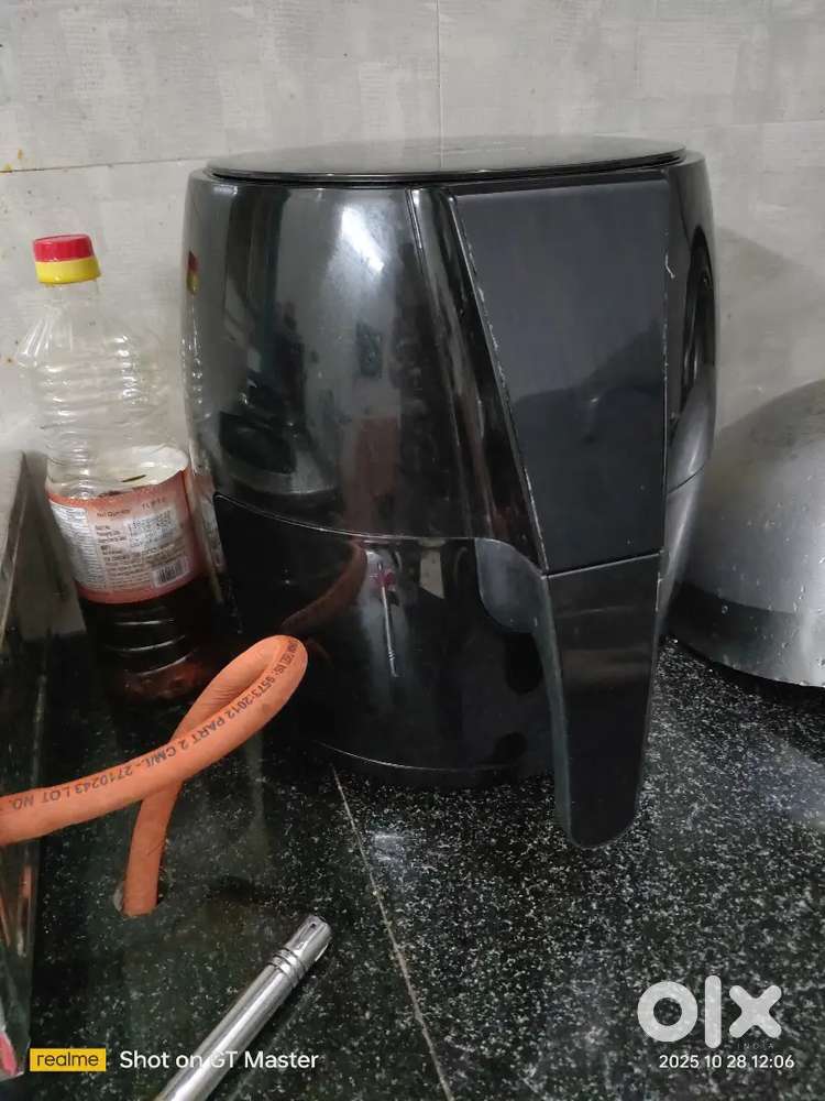 Life long air fryer 4.2 ltr, under warranty.