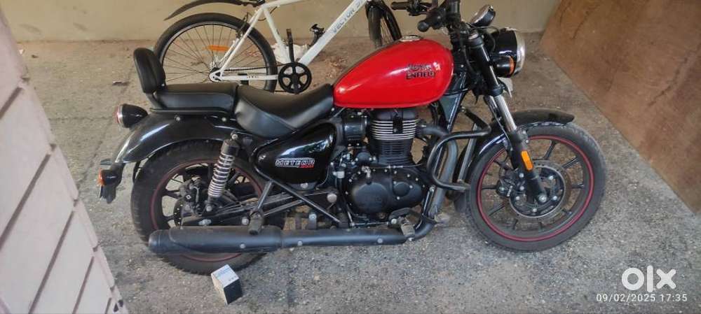 Royal enfield meteor 350 2022 model