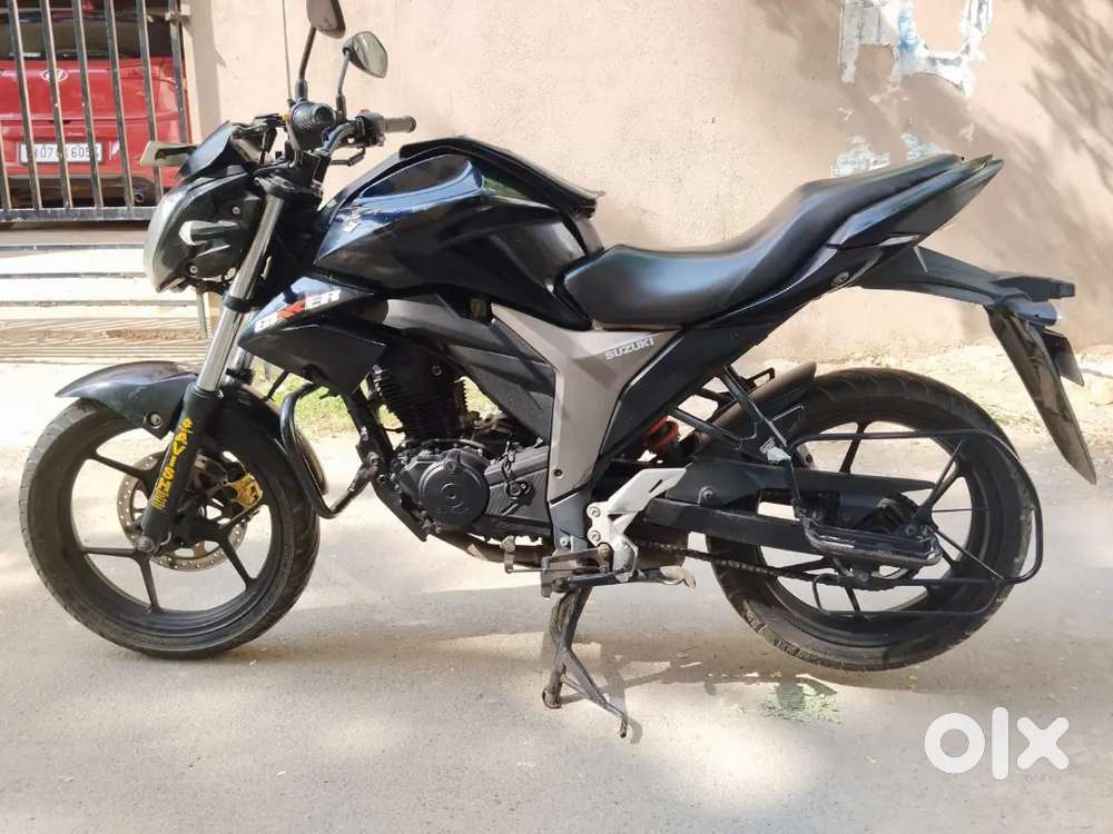 Suzuki Gixxer 155c ABS