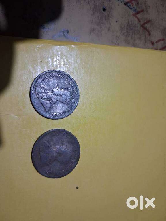 Old coin one anna year 1913