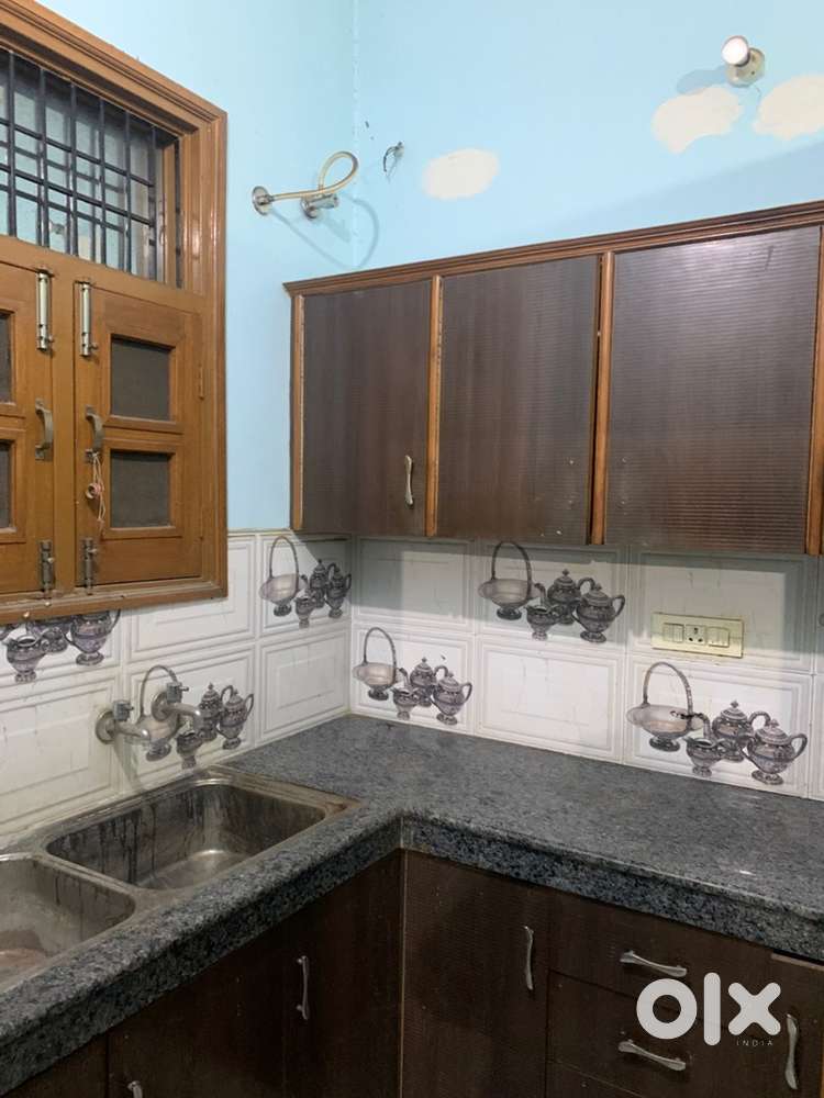 1bhk for girl only in Lohgarh , golden encalve