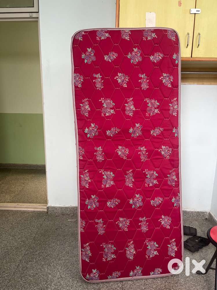 Single size mattress