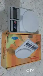 Weigh scale with box like new condition