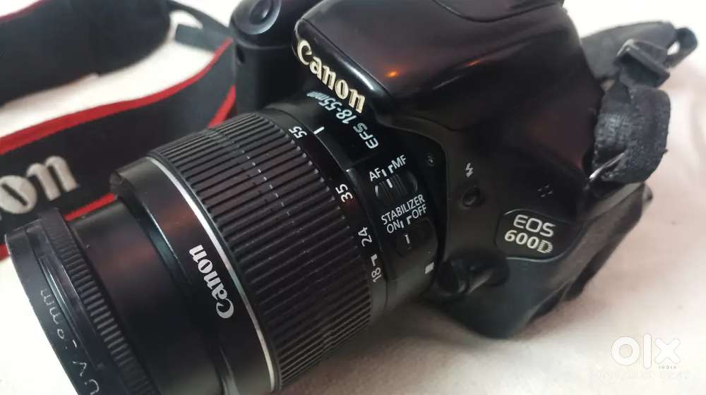 Canon 600d with 2 lens and 2 battery