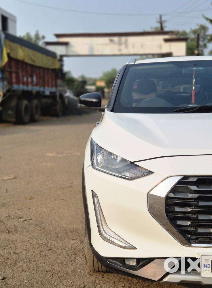 Nissan Magnite, 2022, Petrol