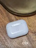 Airpod pro 1st gen charging case