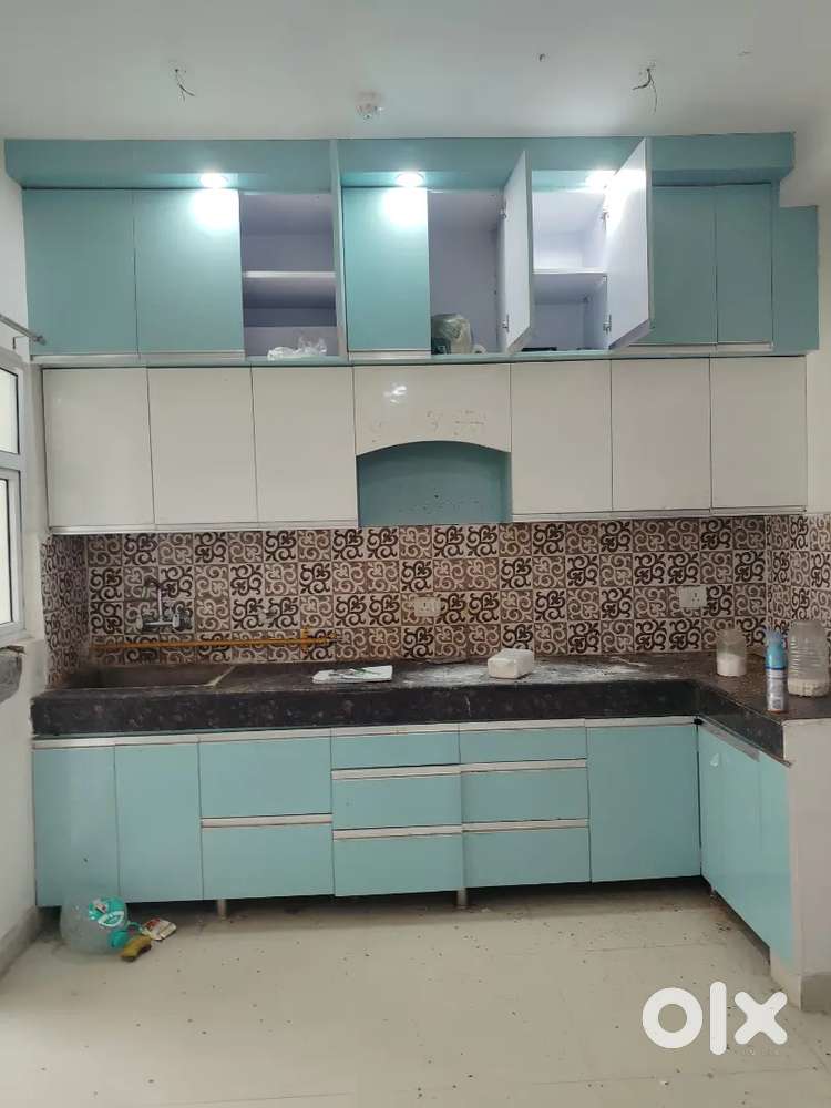 4bhk semi furnished allow bachelor and family Muslim