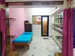 Msu Student boys pg available in sayajigunj