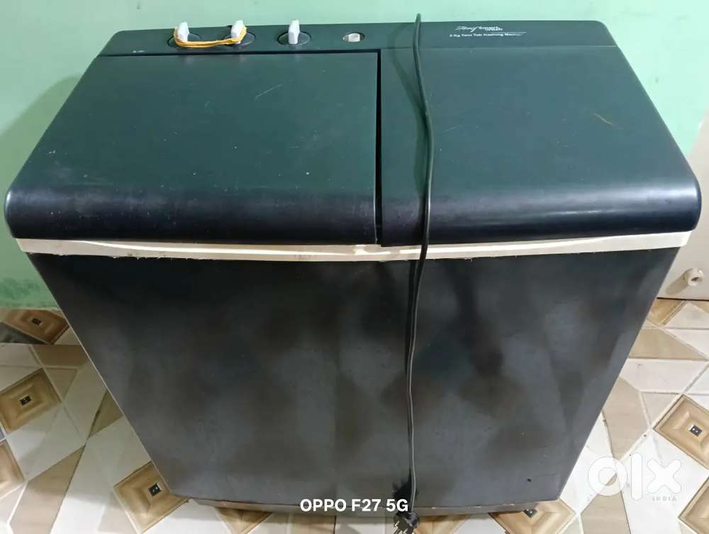 Godrej Sami Automatic Washing Machine - 5kg - Good working condition