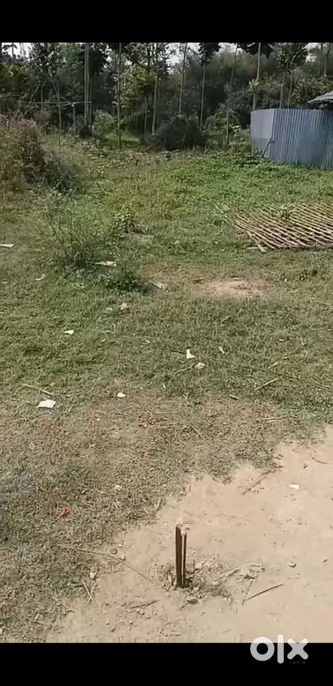 Railway station Bajpati ke samnewala plot