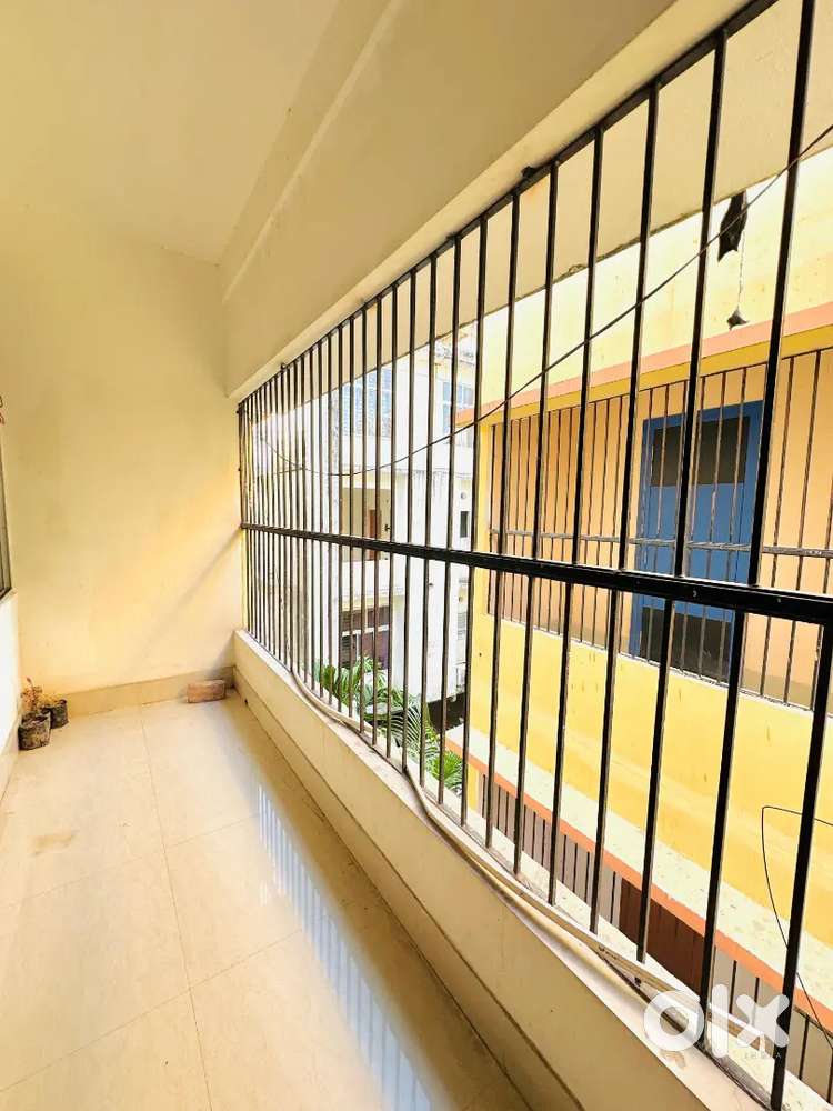 COUPLE FRNDLY 2BHK FLAT FOR RENT AT DOWNTOWN