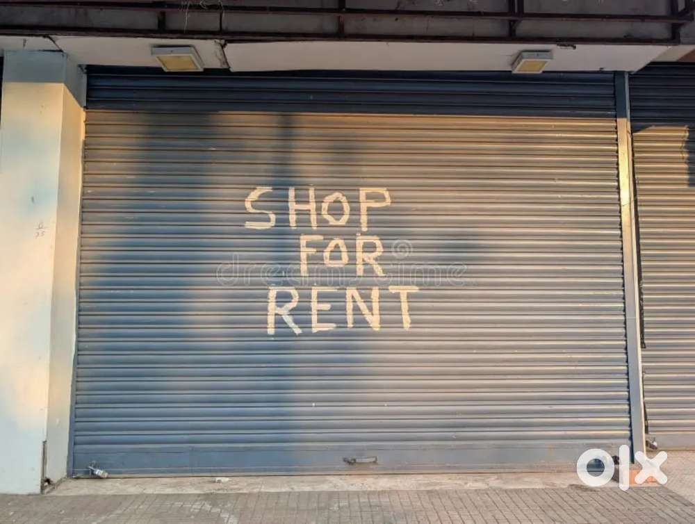 दुकान किराए पर देना है मुख्य सड़क पर Shop For Rent