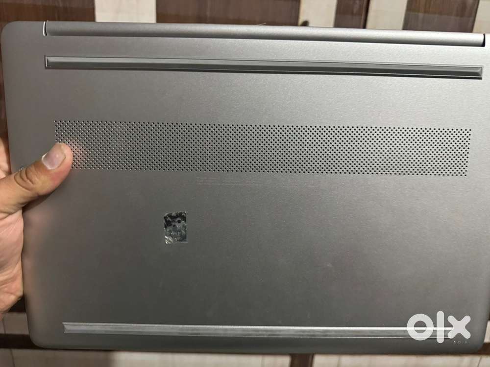 HP LAPTOP i5 processer