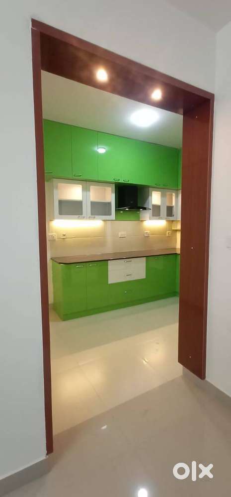 3 BHK Semi-Furnished Apartment for Lease in Godrej Eternity