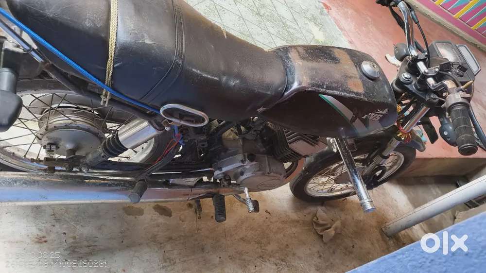 Gadi excellent condition 1 kick gadi start