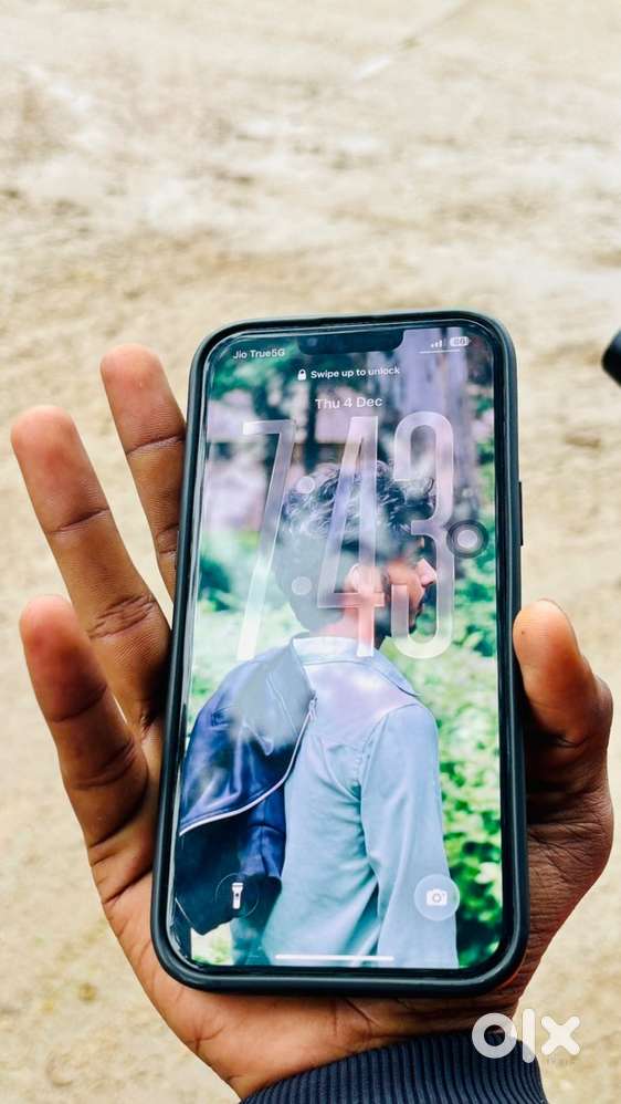 Iphone 13 pro max BATTERY 79% rom 128 original box available