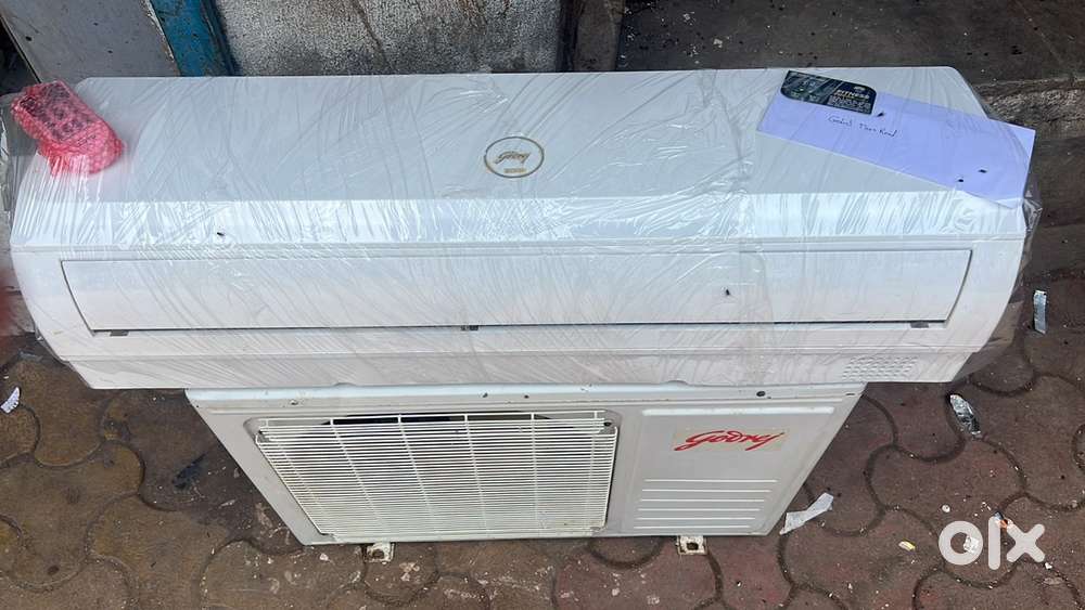 SPLIT AC GOOD CONDITION