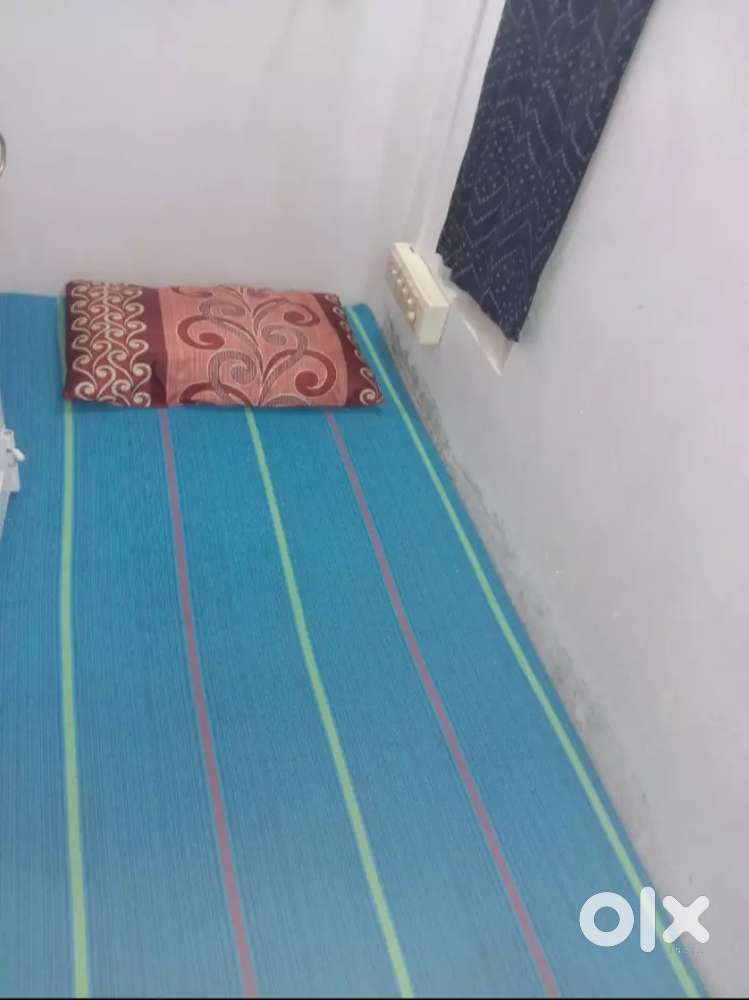 Girls PG Self Cooking SINGLE Room /Sharing-Daily/Monthly Gandhibasti