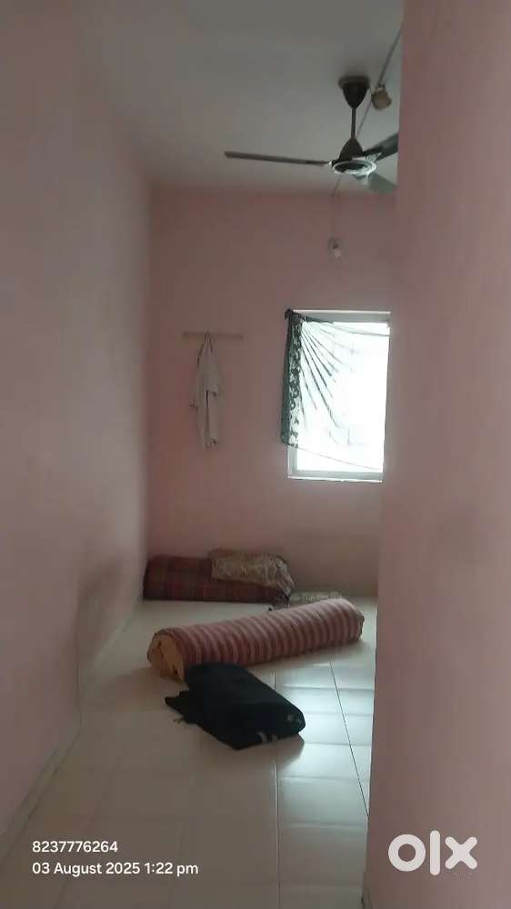 Single Room Near Zudio Kalanagar Brokerage Visit Fee Apply