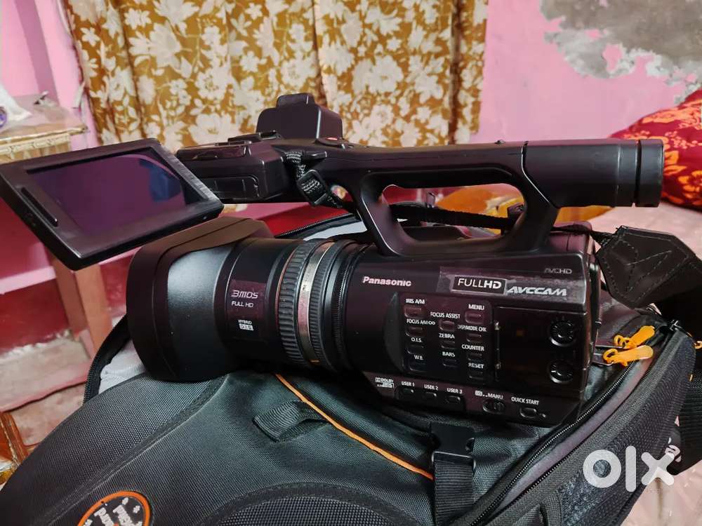 Panasonic AC90 Full HD Camera